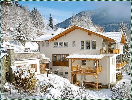 Appartement Schoeffmann Bad Kleinkirchheim Exterior foto